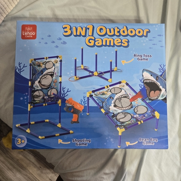 Lehoo Castle 3 in 1 Outdoor Games with Shooting Game, Ring Toss Game, Bean Bag - Picture 2 of 8